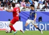 Thắng vất vả Việt Nam, sao Liverpool của Nhật Bản không hài lòng